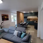 Apartman Nissi *