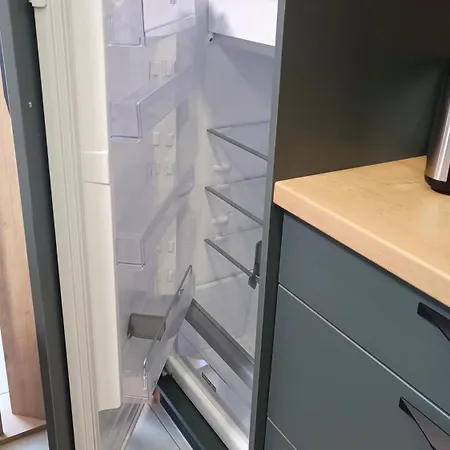 아파트 Nissi 포프라트